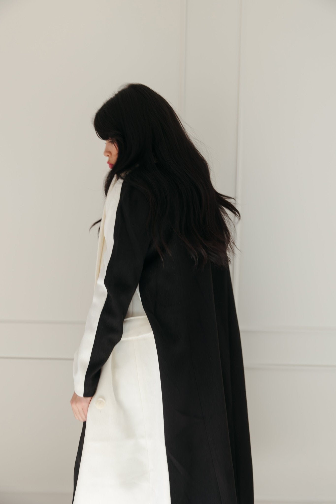 Noire Blanc Elegance Coat - 3125 Clothing